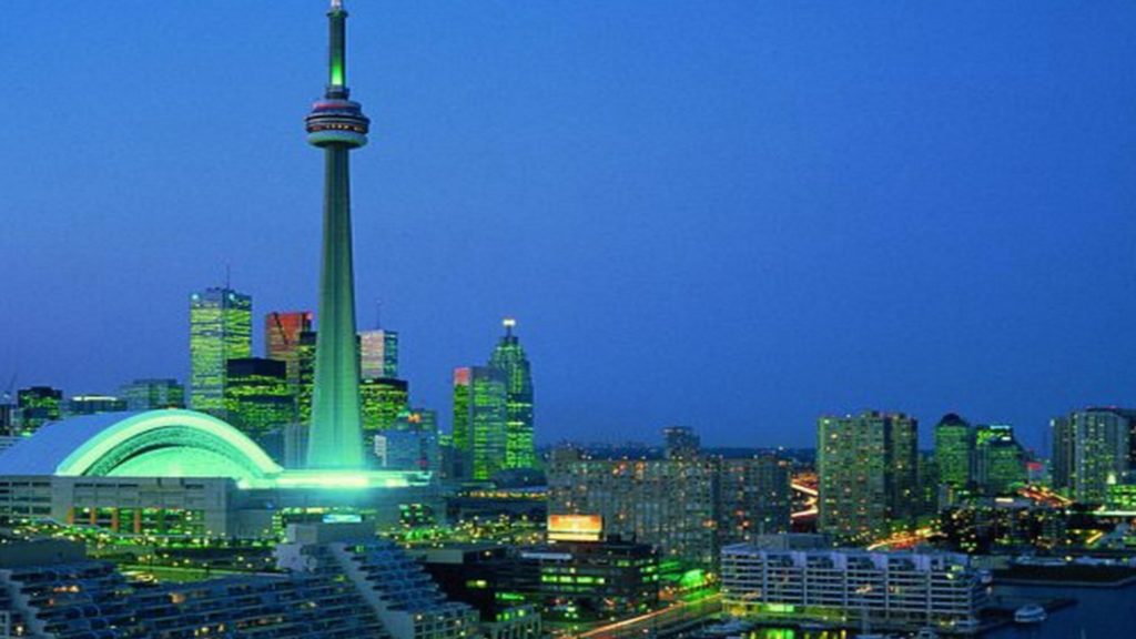 Di Dân Gốc Việt Dễ Hòa Nhập Vào Cuộc Sống Ở Mỹ Và Canada.