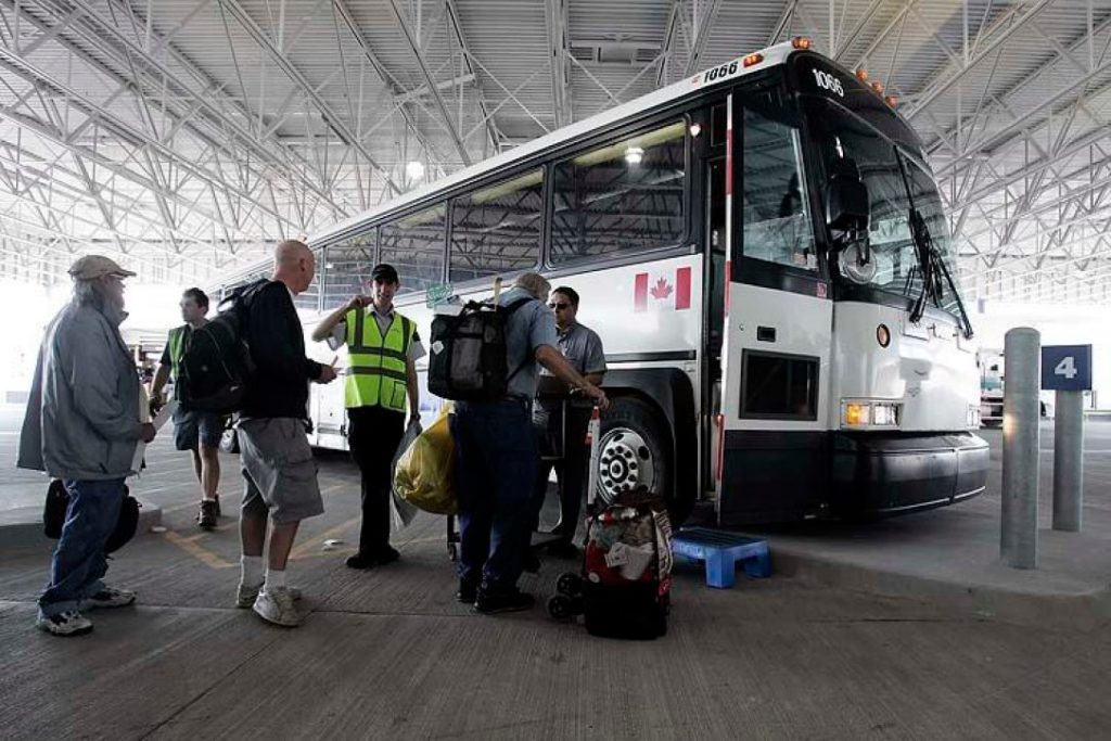 Những Thực Phẩm Bị Cấm Mang Vào Canada Năm 2021