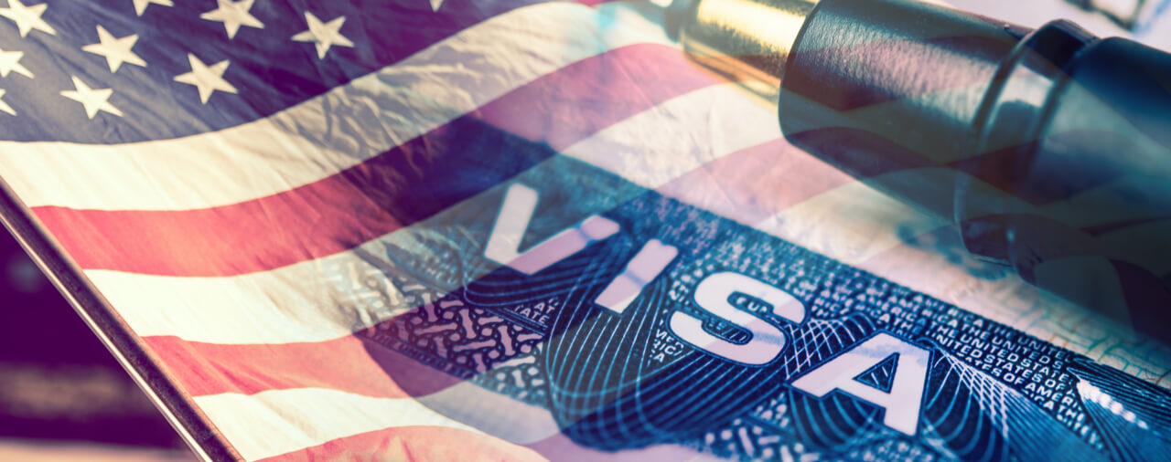 Viên Chức Lãnh Sự Quán Có Quyền Miễn Phỏng Vấn Đối Với Hồ Sơ Visa Không Định Cư Mỹ