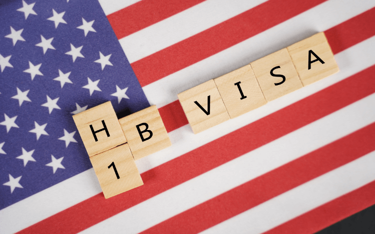 Chiến lược chuyển đổi visa H-1B sang B1/B2 sau khi mất việc – có còn an toàn trong năm 2026